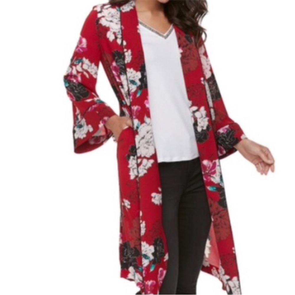 Jennifer Lopez Vibrant Red Floral Kimono